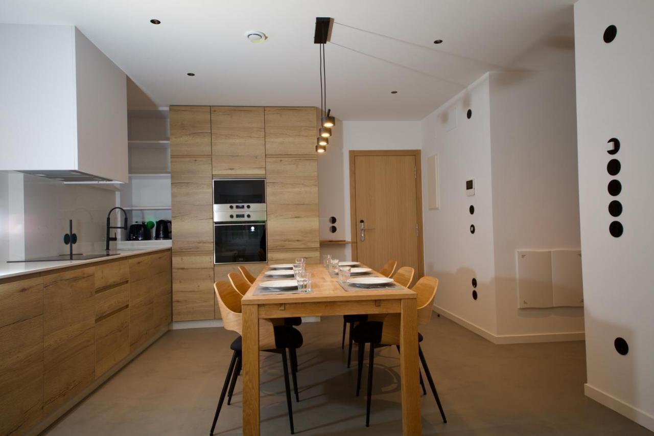 Suite 101 - 2 Bedroom Suite At Amando Perez Suites Ribadeo Εξωτερικό φωτογραφία